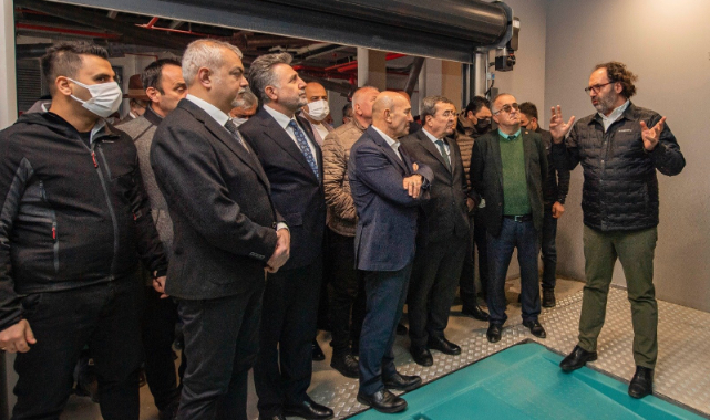 Türkiye’nin En Büyük Tam Otomatik Otoparkı İzmir’de Açıldı