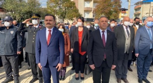 18 Mart Kutlaması İçin Beydağ’da Çelenk Sunma Töreni Gerçekleşti