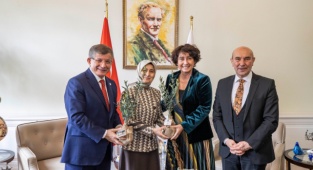 Başkan Soyer Gelecek Partisi Lideri Davutoğlu’nu Ağırladı