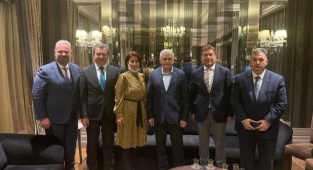 Binali Yıldırım'dan Kınıklı Hemşehrilerine Selam