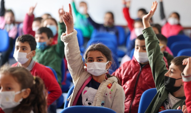 Buca’da Miniklere Çevre Eğitimi