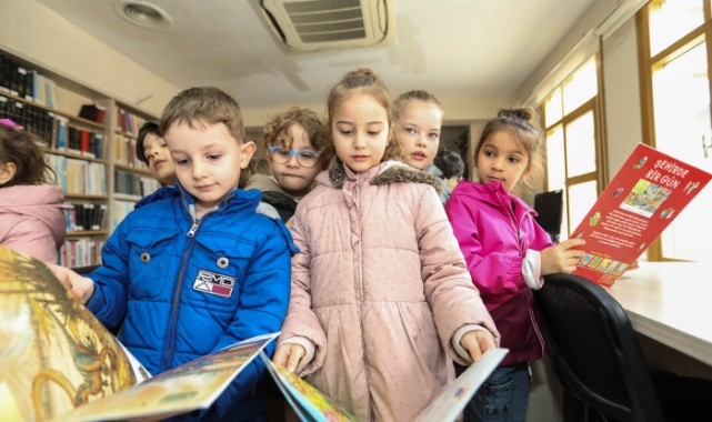 Bucalı Miniklerden Kütüphane Ziyareti