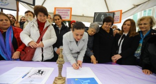 Efes Selçuk'ta Avrupa Yerel Yaşamda Kadın Erkek Eşitliği Şartı imzalandı