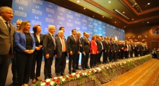 Efes Tarlası Yaşam Köyü İkinci Yüzyıl Proje Ödülünü Kazandı