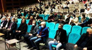 Gaziemir Halk Eğitimi Merkezinden "Teknoloji Bağımlılığı" Semineri