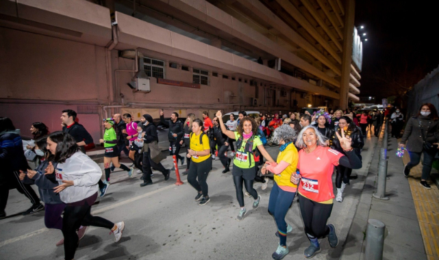 Gece Gece Kemeraltı Koşusu