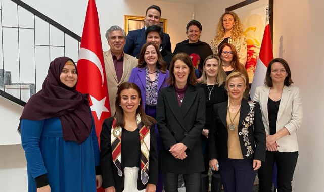 Hollanda Büyükelçisi İ İGC’yi Konutunda Ağırladı