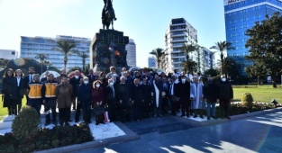 İzmir'de Tıp Bayramı Kutlandı