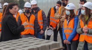 Karşıyaka Belediyesi Geleceğin İnşaat Mühendislerini Ağırladı