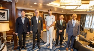 Başkan Soyer 6 Yıl Aradan Sonra İzmir’e Gelen İlk Kruvaziyeri Karşıladı