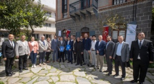 Batur, Romanlara Seslendi: Destek Bizden, Proje Sizden