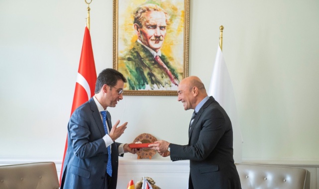 Her Muhtarlığa Bir Kütüphane İçin İlk Kitaplar Geldi