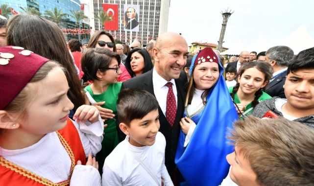 “İhtiyacımız Olan Tek Şey Yeniden Cumhuriyet Ruhu İle Kenetlenmek ve Çalışmak”