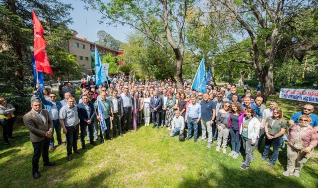 İzmir Büyükşehir Belediyesi’nde 6 Bin Memuru Sevindiren İmza