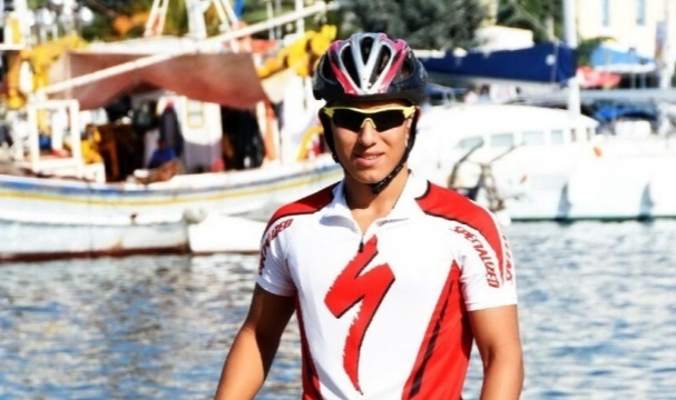 İzmirli Milli Sporcu, Kazada Yaşamını Yitirdi