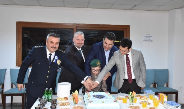 Menemen&#039;de Türk Polis Teşkilatının 177. Yılı Kutlandı