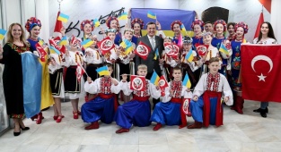 Provalarını Sığınakta Yapan Ukraynalı Çocuklar, 23 Nisan'da İzmir'de Dans Edecek