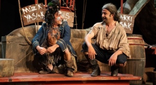 Şehir Tiyatroları Çocuklar İçin “Perde” Diyecek