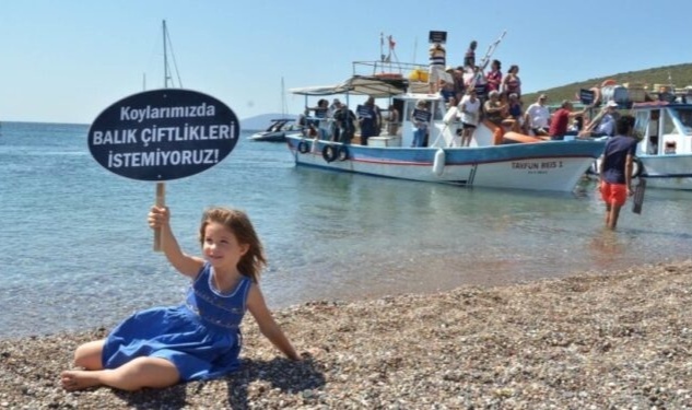 Sığacık Körfezi&#039;nde Balık Çiftliği İçin Jet ÇED Süreci: Bir Günde &quot;Halk Toplantısı&quot; Kararı Verildi