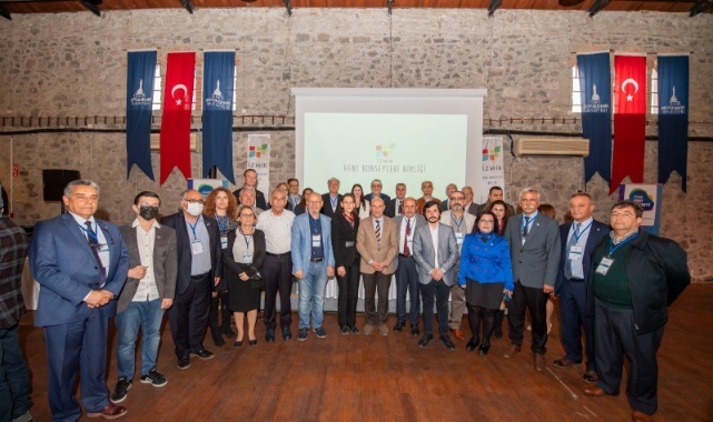 “Tek Çözüm Demokrasi”