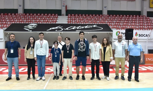 Aliağa Geleneksel Kyme Satranç Turnuvası Sona Erdi