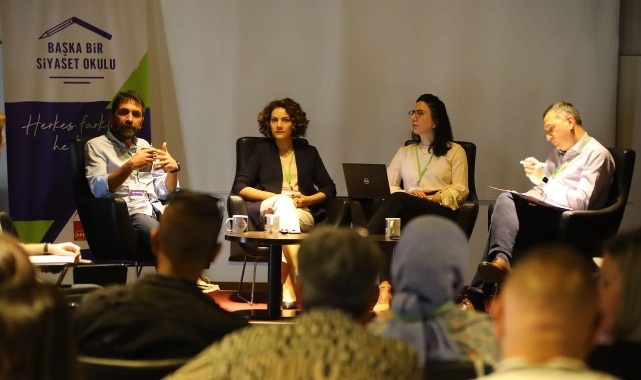 Başka Bir Siyaset Okulu Efes Selçuk&#039;ta Başladı