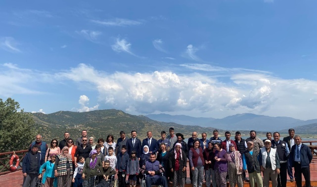 Başkan Yılmazlar, Engellilerle Kahvaltıda Buluştu