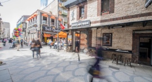 Bornova Sokağı Artık Yayaların