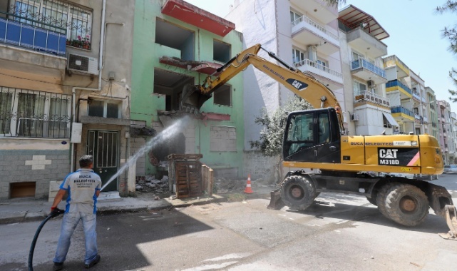 Buca’da Riskli Yapılara Göz Açtırılmıyor