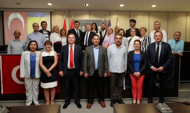 Karşıyaka ve Stari Grad ‘Kardeş Şehir’ oldu