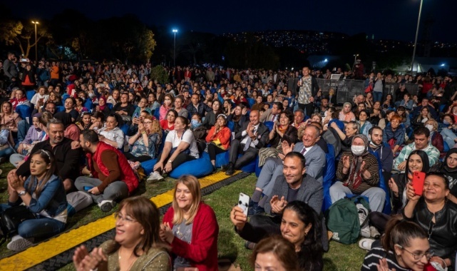 Soyer: “Güzel İzmirliler, Bu Akşam Bütün Dilekleriniz Gerçek Olsun”