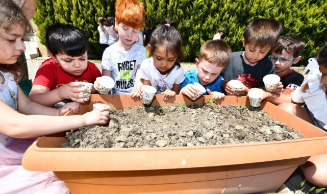 Toprak sevgisi İZELMAN Anaokulları’nda büyüyor