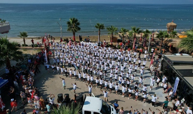 Dünya Dansçıları Menderes'te Buluştu