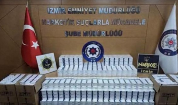 İzmir'de 282 Bin Sentetik Ecza Hap Ele Geçirildi