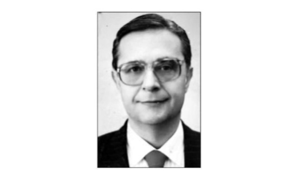 İzmir'in Ünlü Psikiyatristi Bekir Grebene Vefat Etti