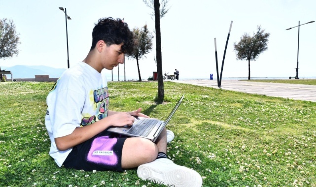 Karşıyaka’dan İnciraltı’na Ücretsiz İnternet Hizmeti Başladı