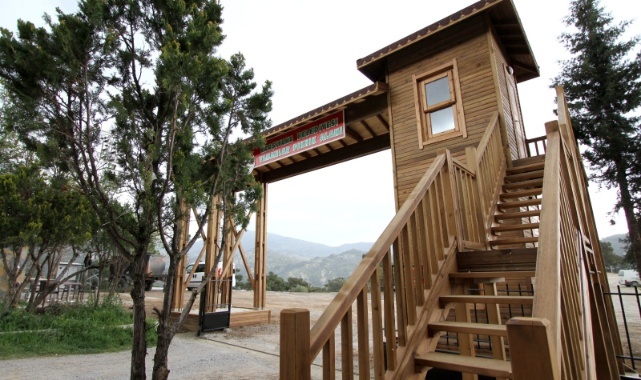 Karşıyakalı Baba ve Çocuklara Muhteşem Kamp