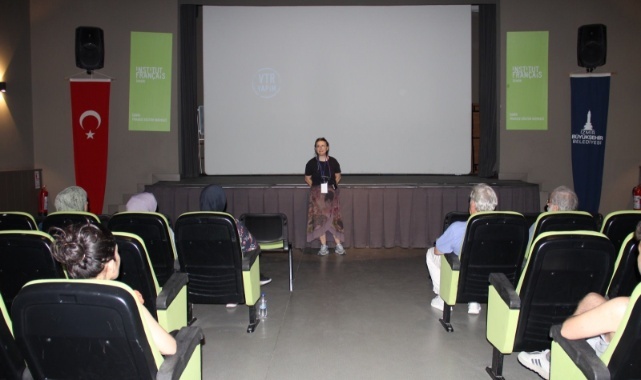 Tekinsiz Bir Üçgen; Ela ile Hilmi ve Ali