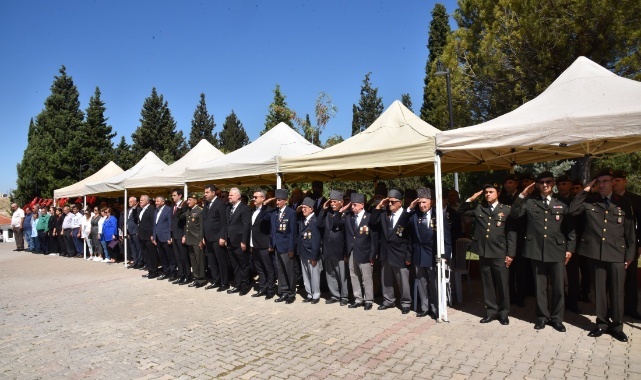 15 Temmuz Şehitleri Menemen'de Dualarla Anıldı