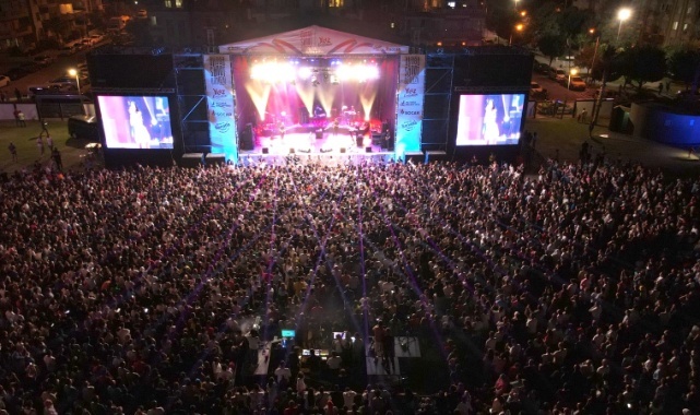 Aliağa Sanat Günleri’nin İlk Haftası’nda Melek Mosso Rüzgarı