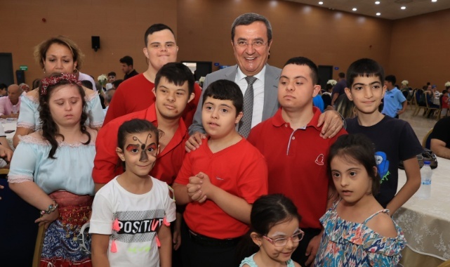 Batur: Çocuklar İçin Ne Yapsak Az