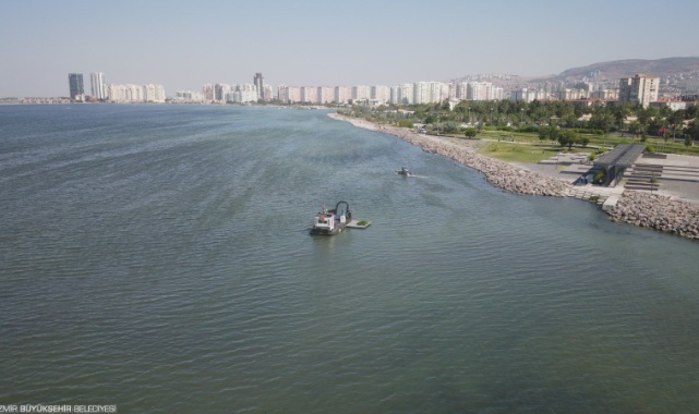 Bostanlı’daki Deniz Marulu Temizliği Tamamlandı