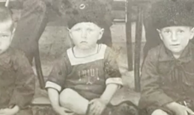 İlk Kez Ortaya Çıktı! Atatürk&#039;ün 5 Yaşındaki Fotoğrafı