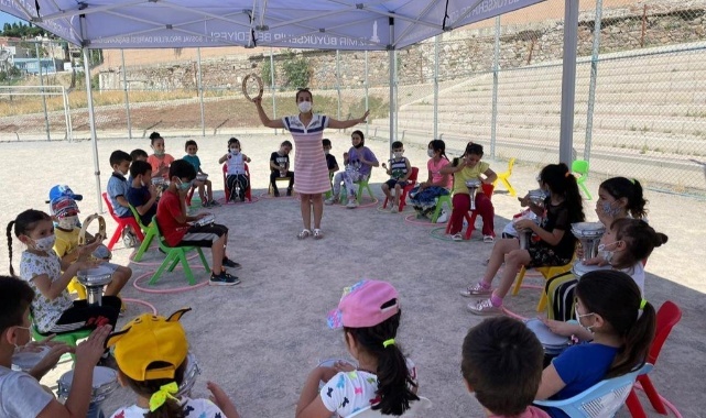 İzmir’in Sokakları Çocukların