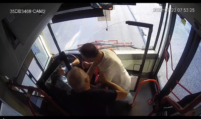 Kadın Şoföre Saldırı