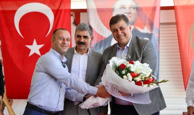 Karşıyaka'da Toplu İş Sözleşmesi Sevinci