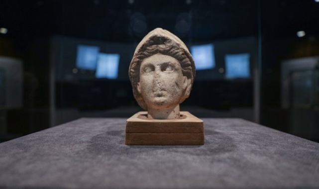 Parçaları Birleştirilen Athena Heykeli Ziyarete Açıldı