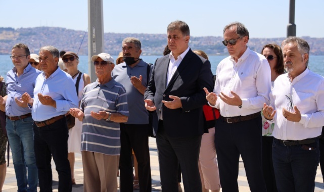 Srebrenista, Karşıyaka&#039;da Anıldı