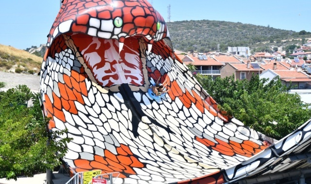 Yaz Sıcaklarında Eğlencenin Merkezi Oasis Aquapark