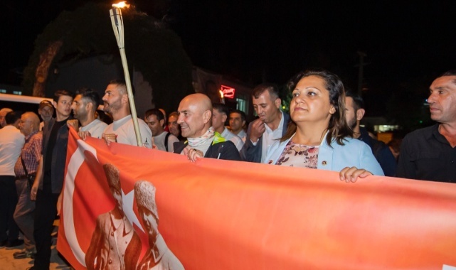 Başkan Soyer 400 kilometrelik tarihi yürüyüşü başlattı